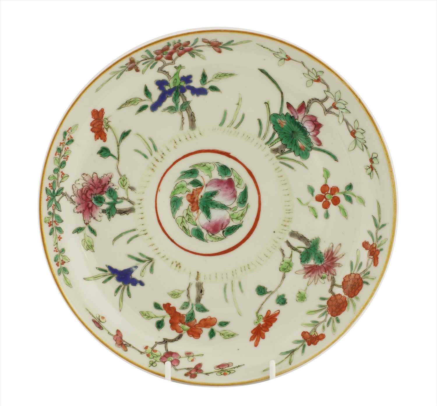Lot 177 - A Chinese famille rose plate