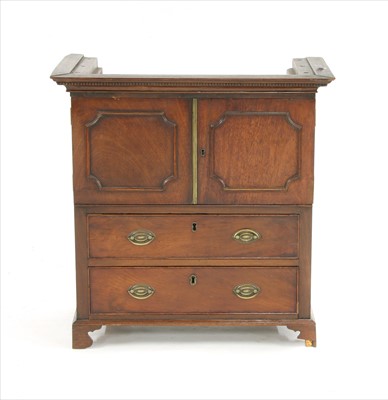 Lot 642A - A table top cabinet