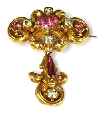 Lot 23 - A Victorian cased gold-foiled topaz and chrysolite brooch, c.1840