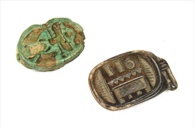 Lot 233 - An ancient Egyptian faience scarab bead