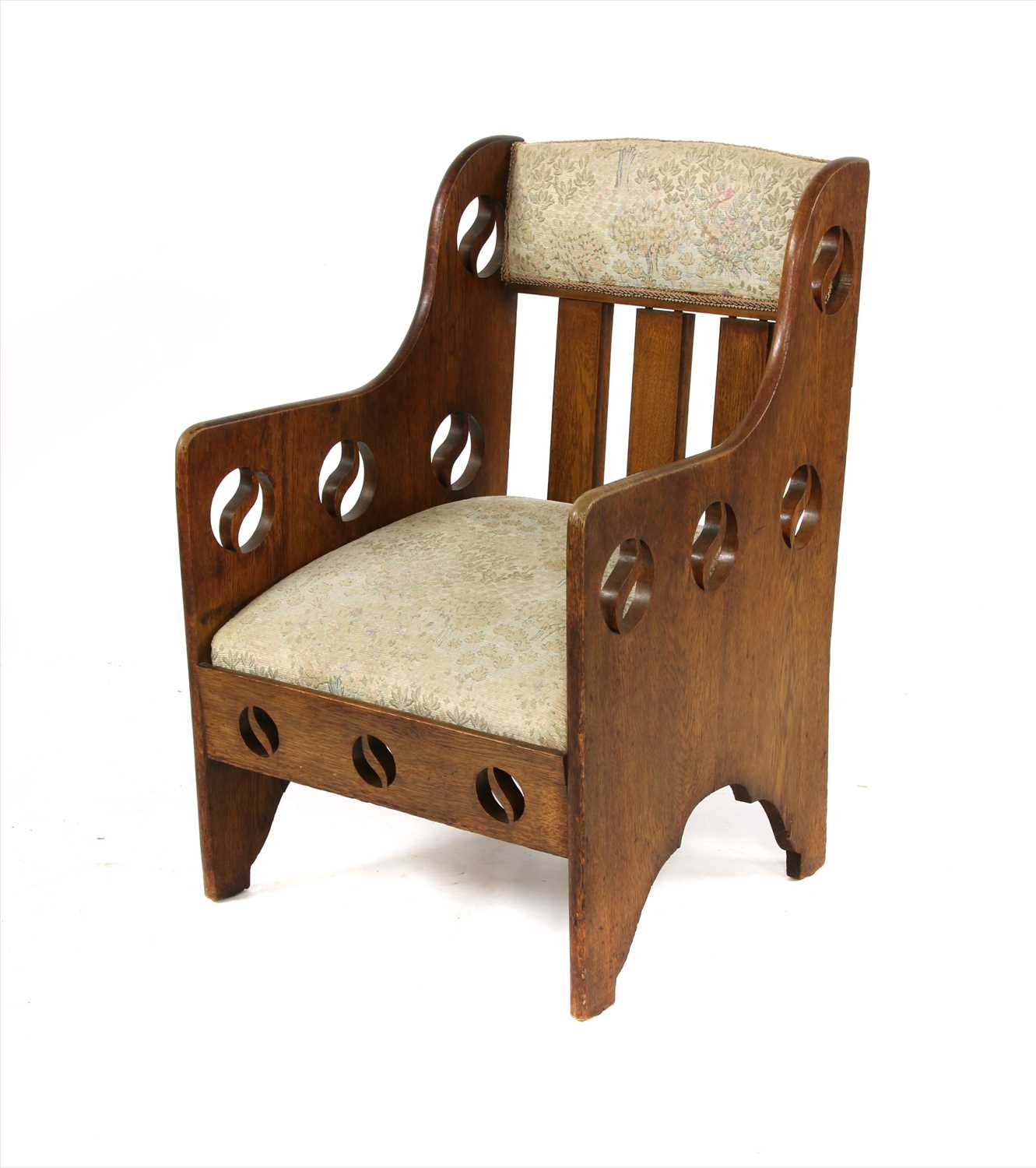 Lot 68 - An Arts & Crafts oak armchair