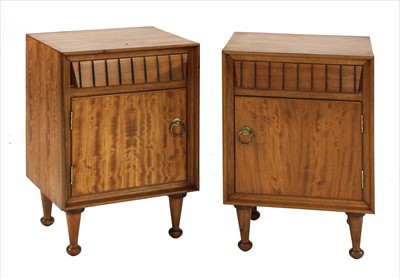 Lot 289 - A pair of Heal's mahogany bedside cabinets