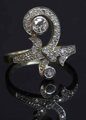Lot 87 - An Art Nouveau-style diamond set ring