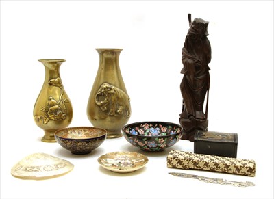 Lot 238 - A collection of Oriental wares