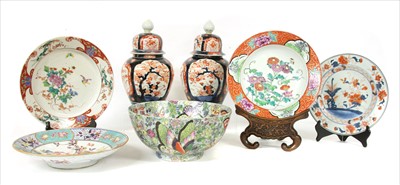 Lot 247 - A collection of Chinese and Japanese ceramics
