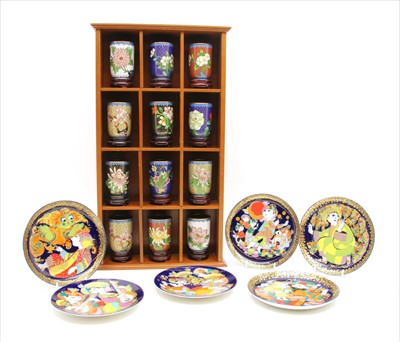 Lot 287 - A collection of cloisonné beakers