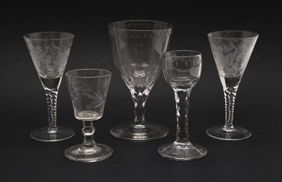 Lot 189 - A pair of 18th century engraved drinking glasses with grape vine engraved bowls