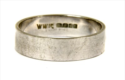 Lot 53 - An 18ct white gold flat profile wedding ring
