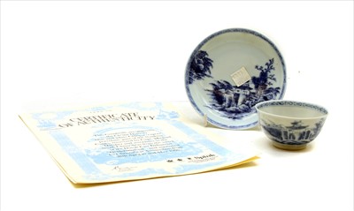 Lot 172 - A Nanking Cargo Chinese porcelain tea bowl and saucer