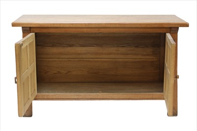 Lot 228 - An oak sideboard