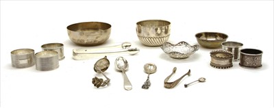 Lot 103 - A collection of silver items