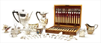 Lot 269 - A collection of silver-plated items