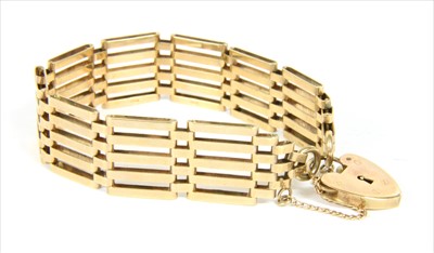Lot 41 - A 9ct gold five row gate bracelet