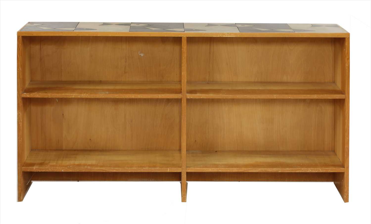 Lot 726 - A pine open bookcase