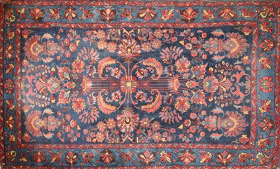 Lot 514 - A hand knotted Heritz rug