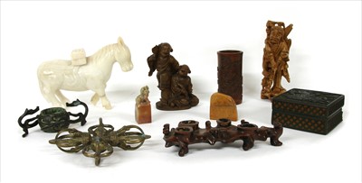 Lot 252 - A mixed lot of predominantly Chinese wooden hardstone and metal pieces