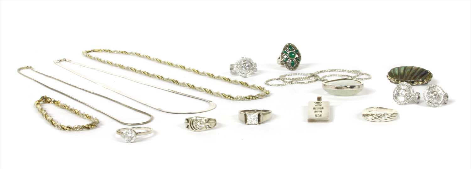 Lot 100 - A quantity of silver jewellery