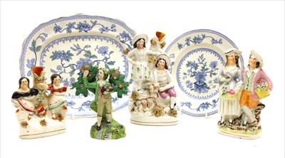 Lot 199 - A collection of assorted ceramics and glassware
