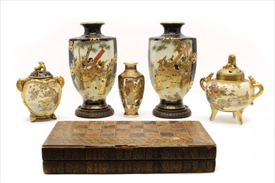 Lot 284 - A pair of Japanese satsuma vases