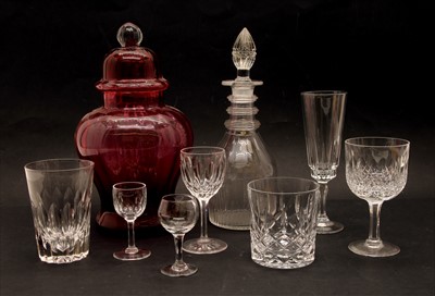 Lot 242 - A collection of cut and plain glassware