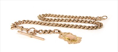 Lot 39 - A gold hollow curb link Albert chain