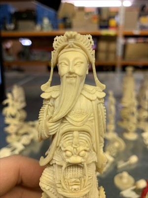 Lot 162 - An Anglo-Chinese ivory and stained ivory chess set