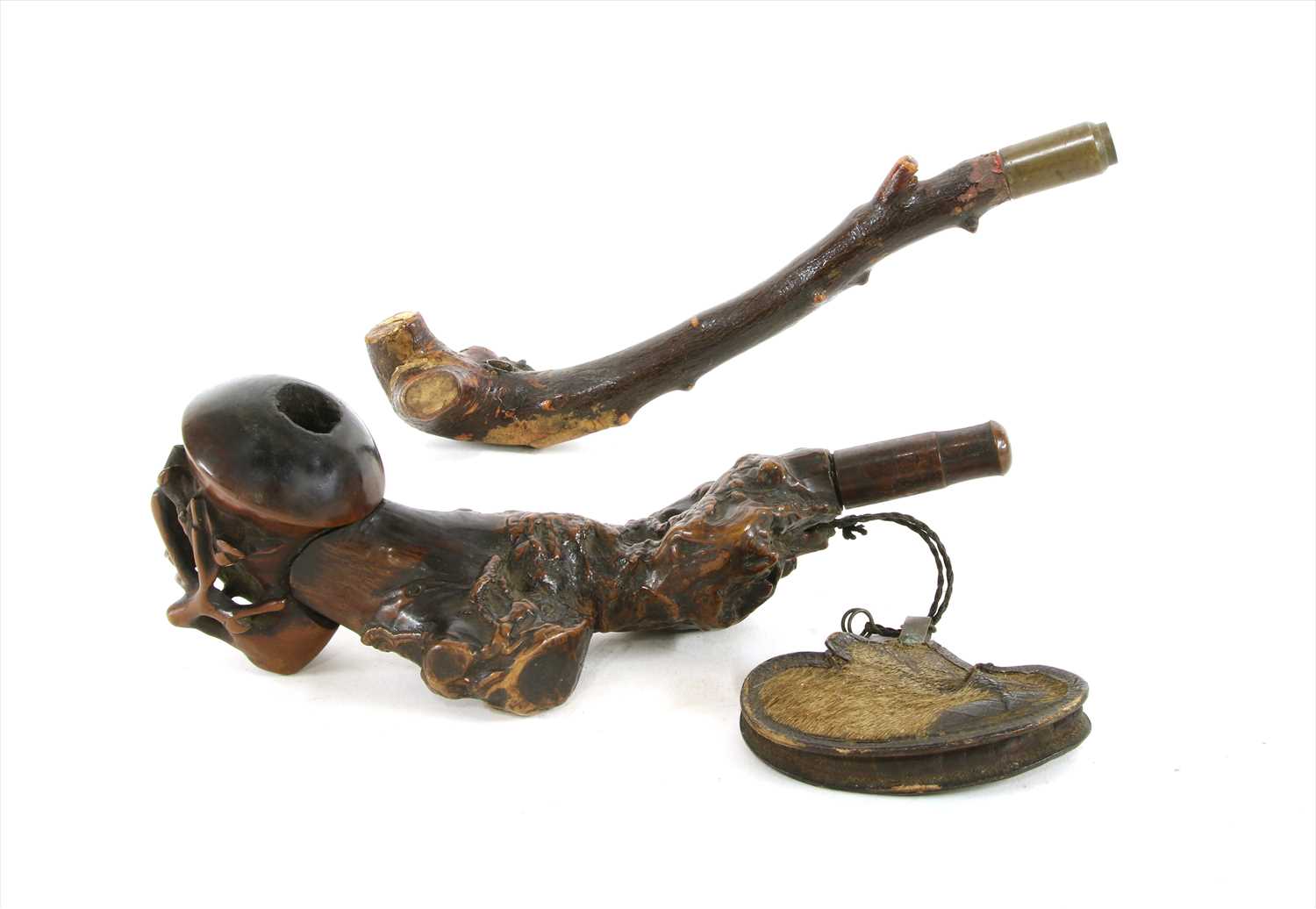Lot 43 - A Chinese rootwood pipe