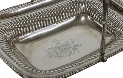 Lot 1 - A George III silver bread basket