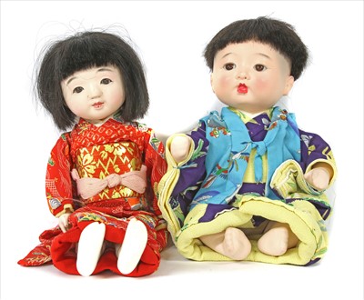 Lot 312 - Two Japanese Ichimatsu dolls