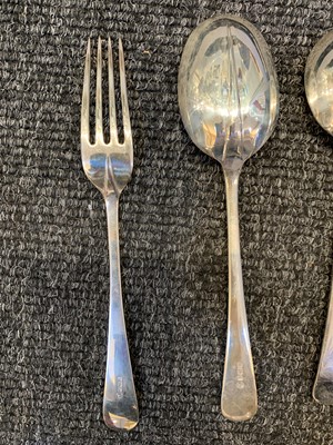 Lot 44 - A modern canteen of Old English pattern and rat-tail flatware