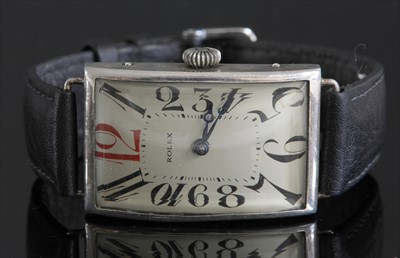 Lot 352 - A gentlemen's sterling silver Rolex mechanical strap watch, c.1923