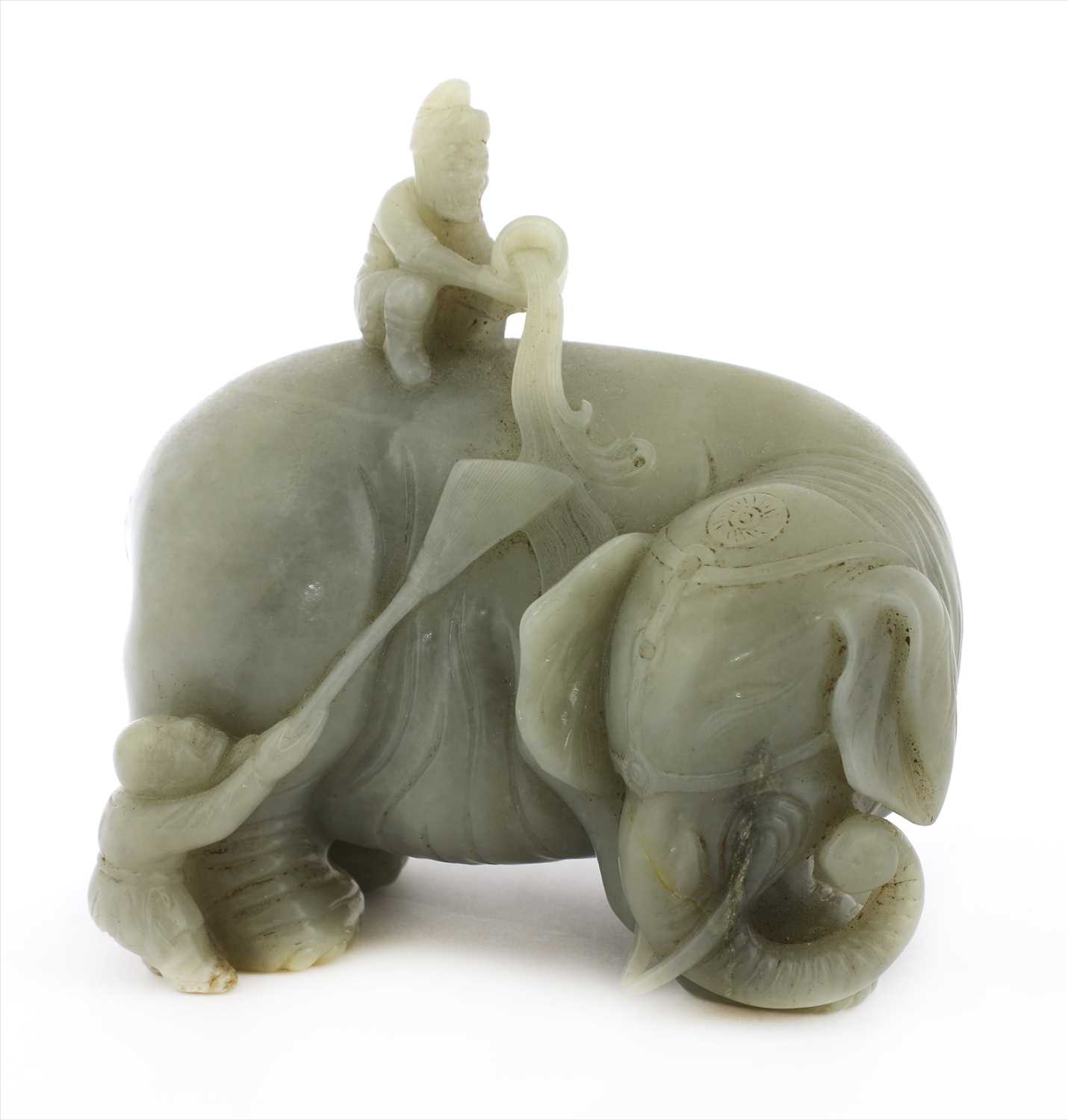 Lot 193 - A Chinese jade carving