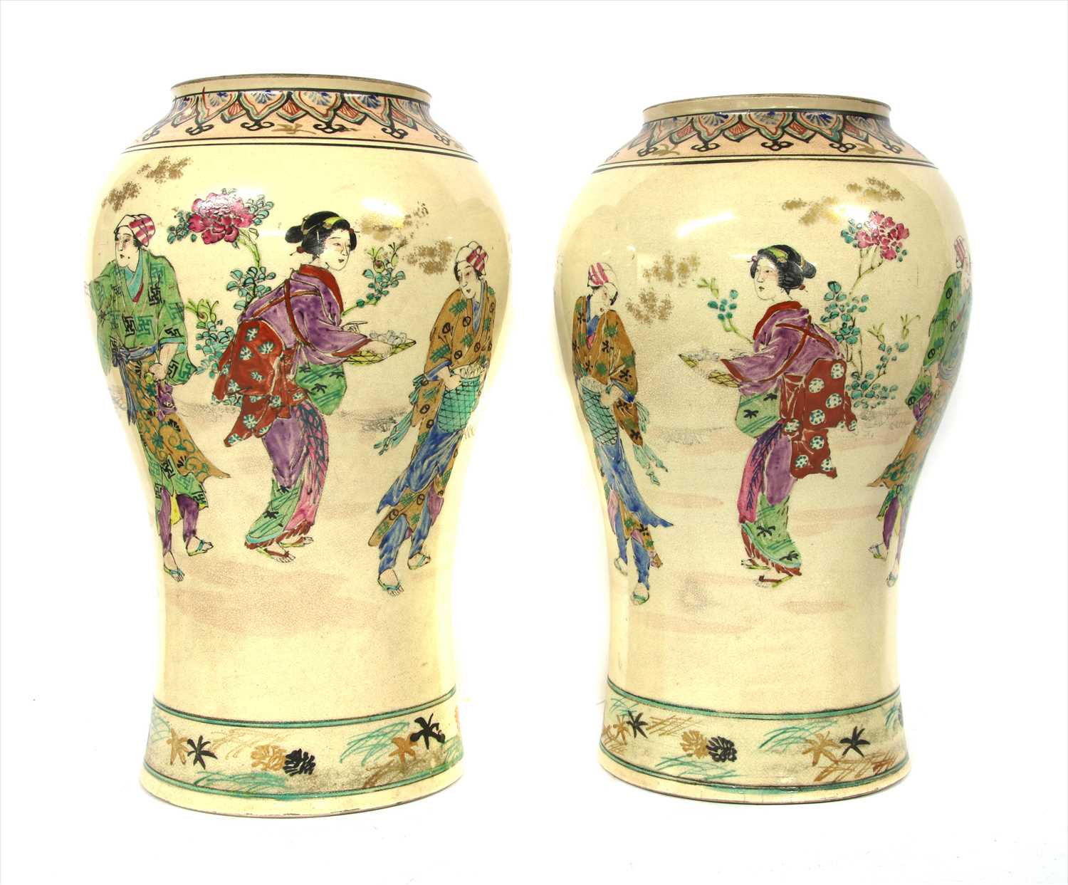 Lot 220 - A pair of Japanese vases