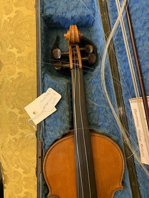 Lot 258 - A 19th Century French violin