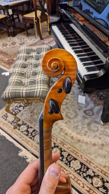 Lot 258 - A 19th Century French violin