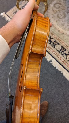 Lot 258 - A 19th Century French violin