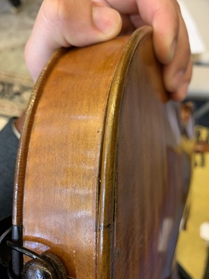 Lot 258 - A 19th Century French violin