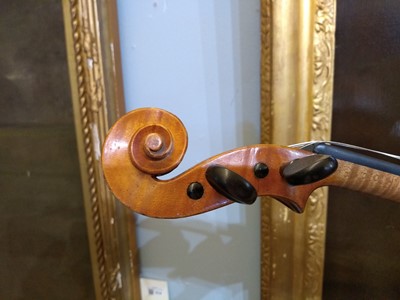 Lot 258 - A 19th Century French violin