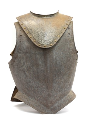 Lot 588 - A steel breastplate