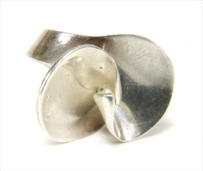 Lot 44 - A sterling silver Georg Jensen ring