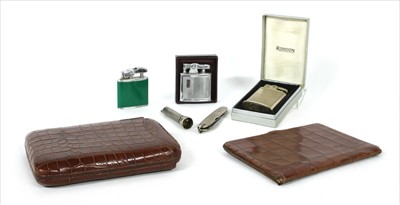 Lot 128 - A crocodile skin cigar case