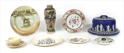 Lot 326 - A collection of Homemaker teawares