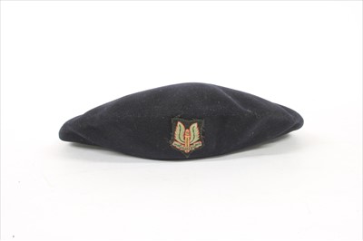 Lot 170 - A WWII Third free French SAS beret