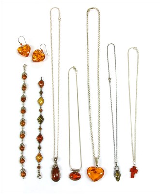 Lot 53 - A quantity of silver amber set jewellery