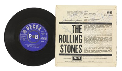 Lot 536 - A signed Rolling Stones EP