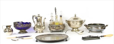 Lot 297 - A quantity of silver plated items