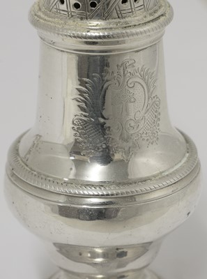 Lot 8 - A George III silver sugar caster