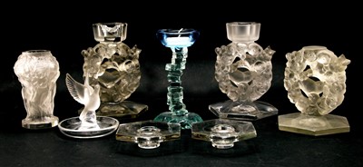 Lot 368 - Three Lalique items of glass