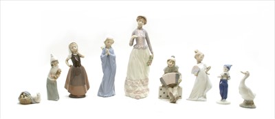 Lot 282 - A collection of Lladro