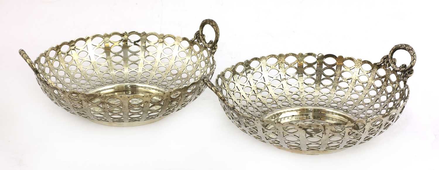 Lot 71 - A pair of pierced silver baskets